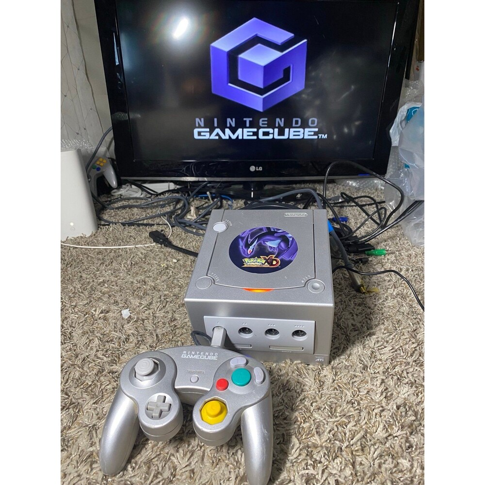 Nintendo GameCube Pokemon XD Gale of Darkness Silver Console DOL-101 Lugia